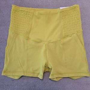 Offline By Aerie Yellow High Rise Stretchy Shorts, Size M